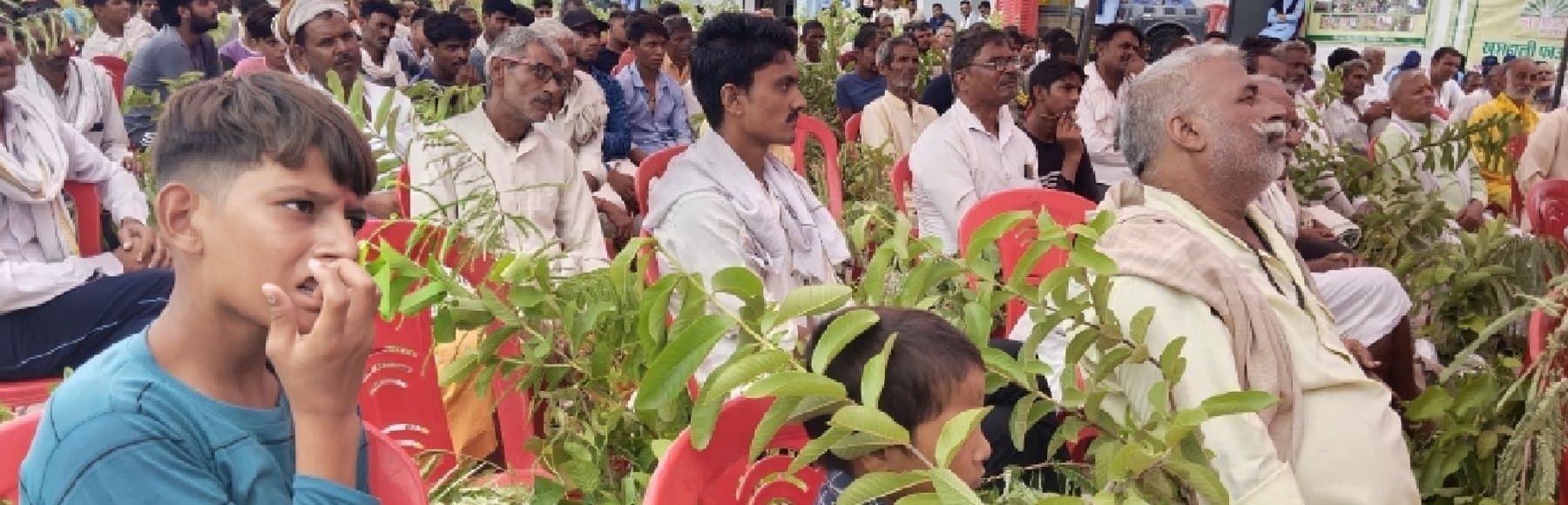 Farmers with fruit saplings at the 5 August 2024 camp at the Akshaya Patra kitchen, Ajnokh, Mathura