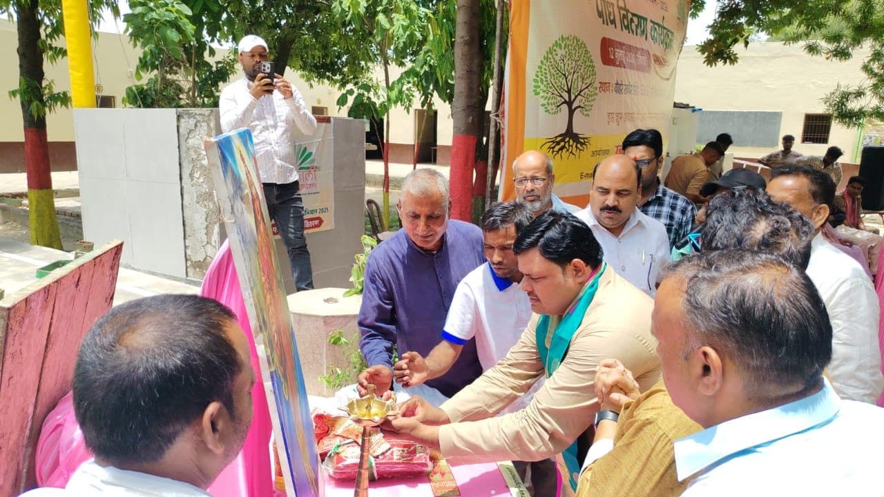 Farmers at the first camp of the 2026 season, Bandi, Baldev, 12 July 2026
